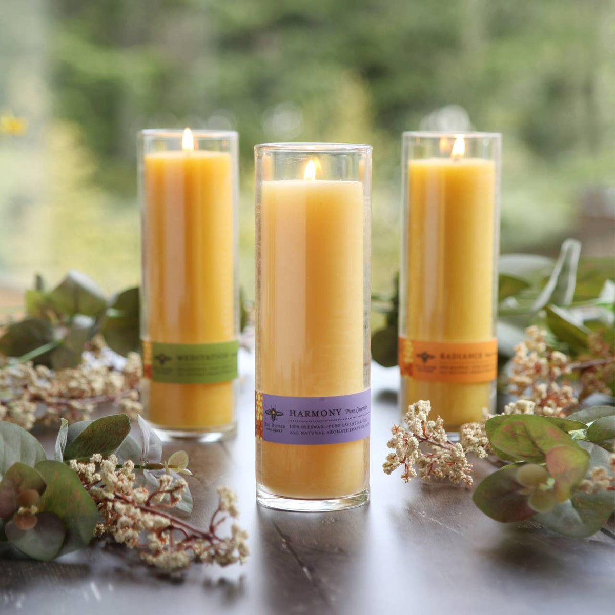 Sanctuary Glass Candle – 100% Pure Beeswax – 90 Hour Burn